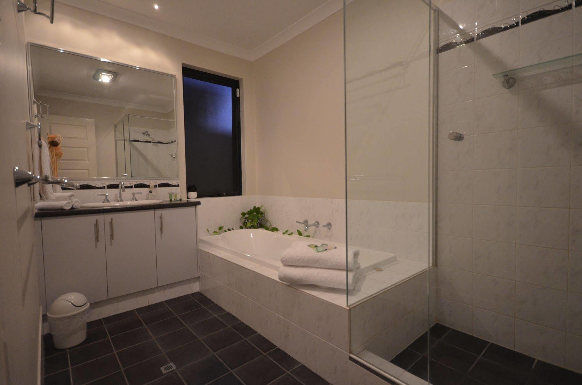 Ellard Bed & Breakfast Perth Exterior photo